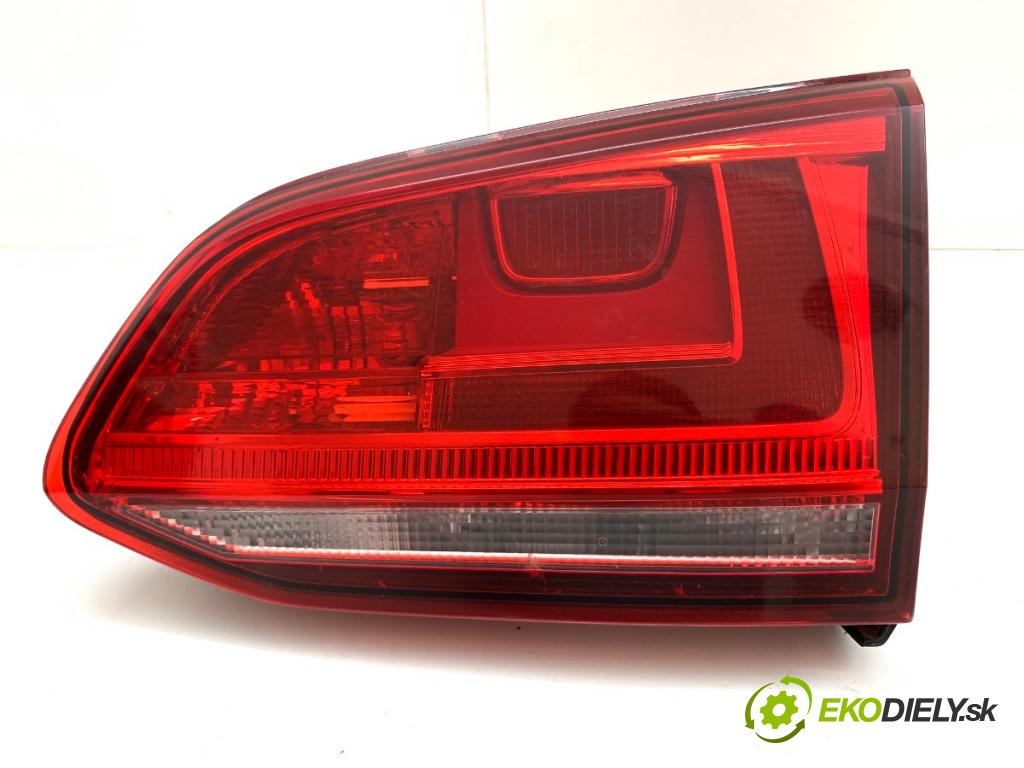 VW GOLF VII Kombi 2015 77 kW 1.6 TDI 1598 Svetlo pravy zad vnútorná 5G9945094D