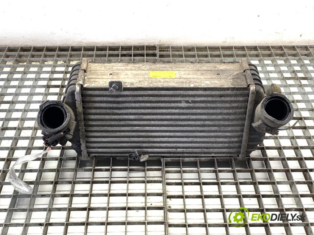 KIA CEED liftback 2013 81 kW 1.6 CRDi 110 1582 intercooler 28270-2A770 (Intercooler (chladič stlačeného vzduchu))