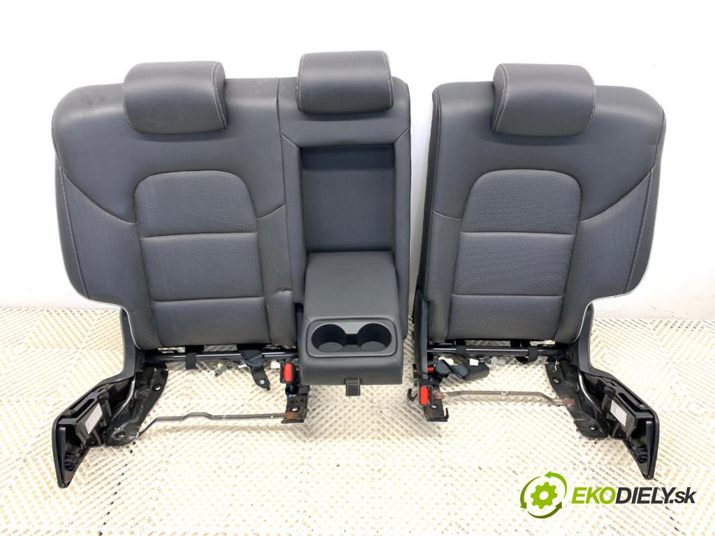 KIA SPORTAGE IV SUV 2018 136 kW 2.0 CRDi 1995 Sedadlo druhý rad