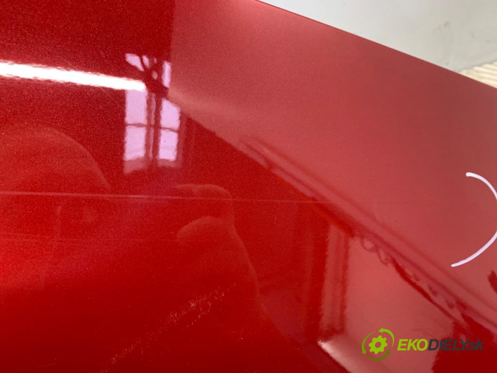 KIA SPORTAGE IV SUV 2018 136 kW 2.0 CRDi 1995 Blatník pravy predný A9