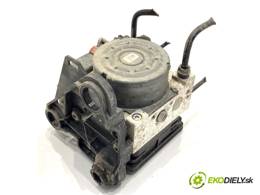 VW PASSAT B8 Kombi 2019 110 kW 2.0 TDI 1968 Pumpa ABS 5Q0614517FA (Pumpa ABS)