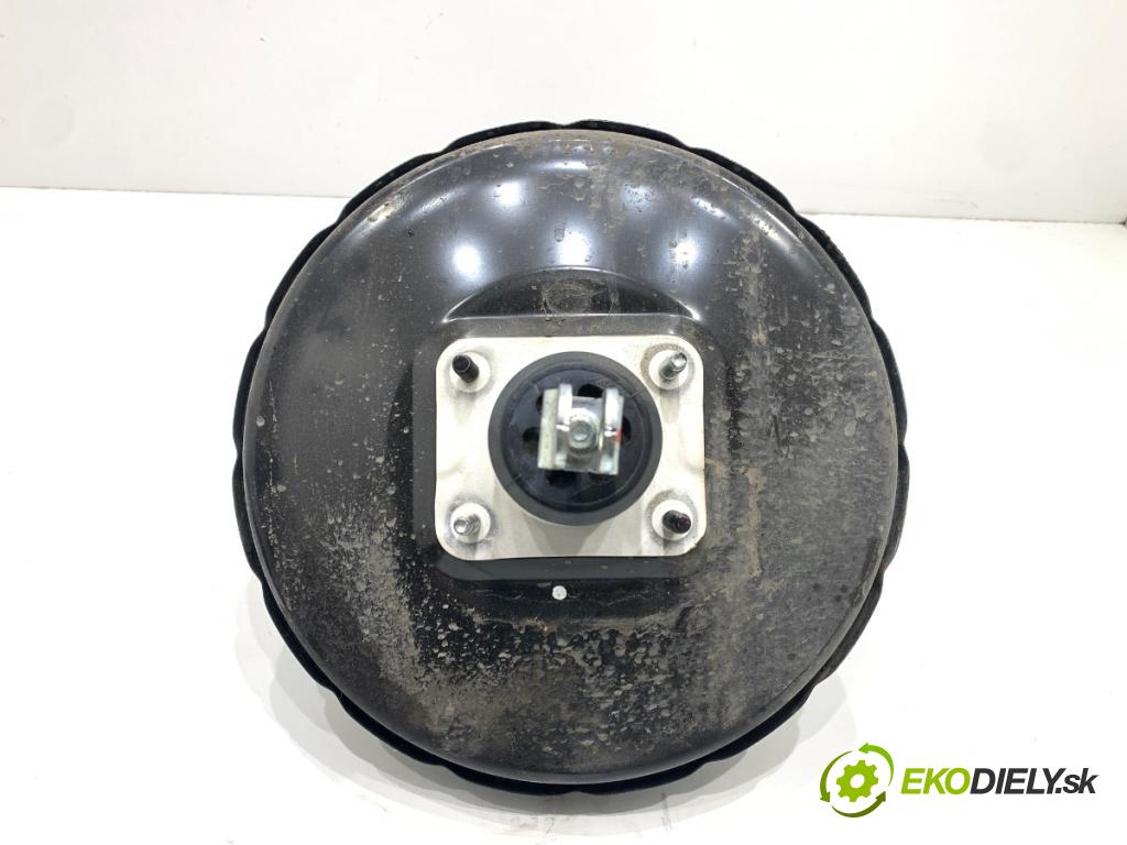 HYUNDAI i30 liftback 2020 74 kW 1.4 MPI 1368 Posilovač bŕzd 58500-G4250