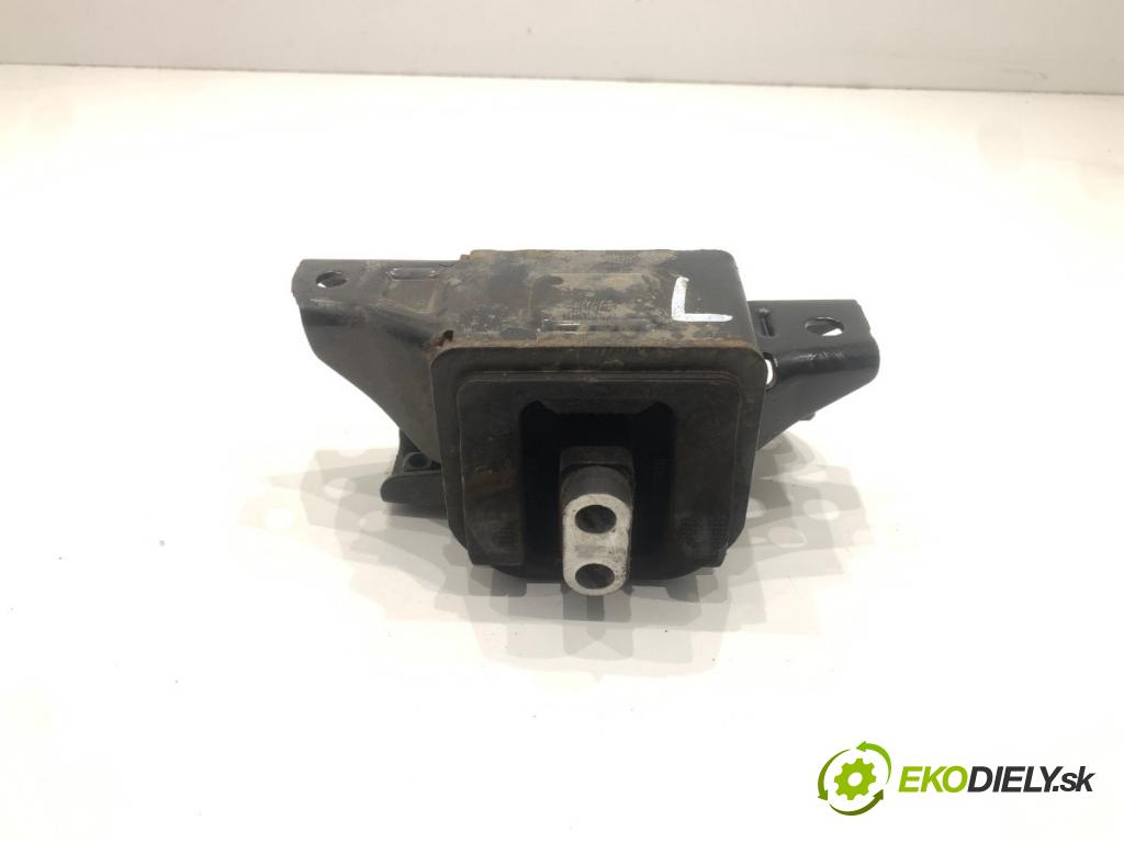 HYUNDAI i30 liftback 2020 74 kW 1.4 MPI 1368 AirBag Motor ľavy 