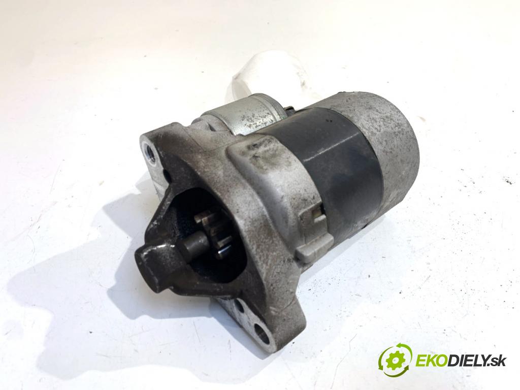 RENAULT CLIO IV liftback 2013 54 kW 1.2 16V 1149 Štartér 8200369521F (Štartér)