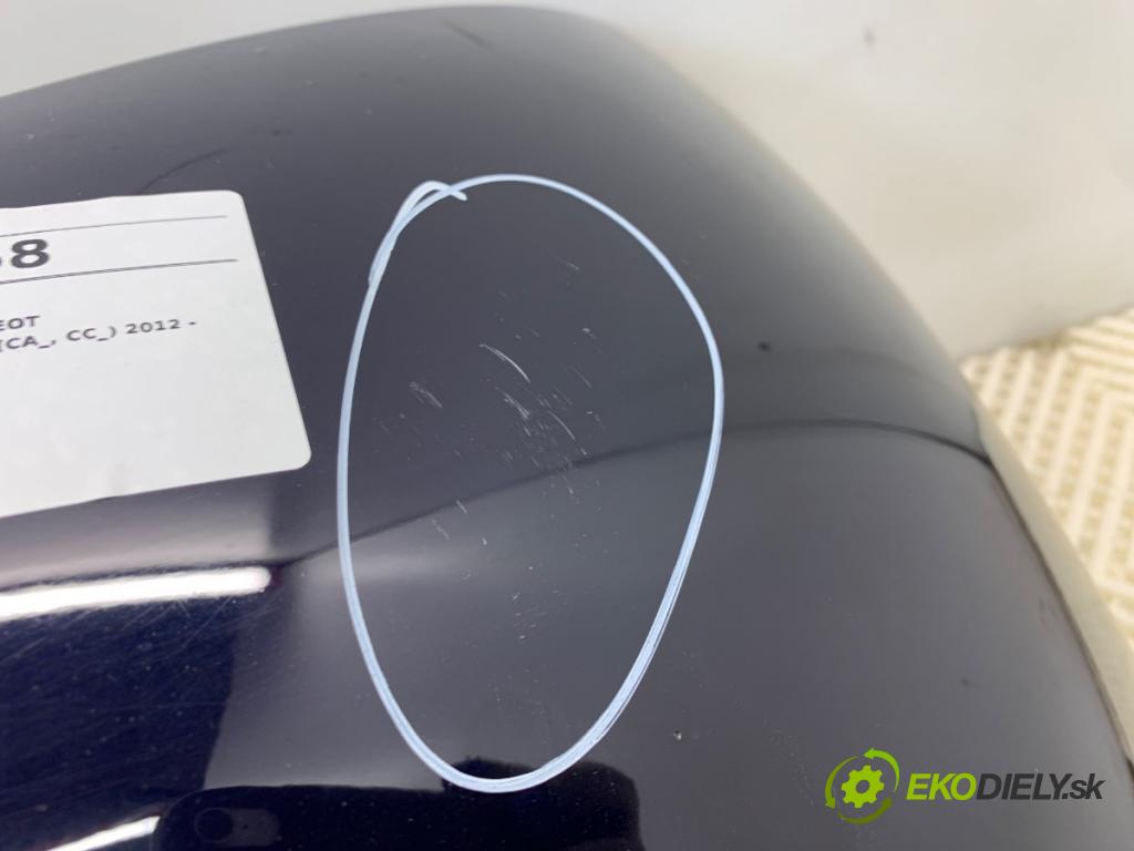 PEUGEOT 208 I liftback 2016 81 kW 1.2 THP 110 1199 Nárazník zad EKU (Kľučka dverí ostatné)