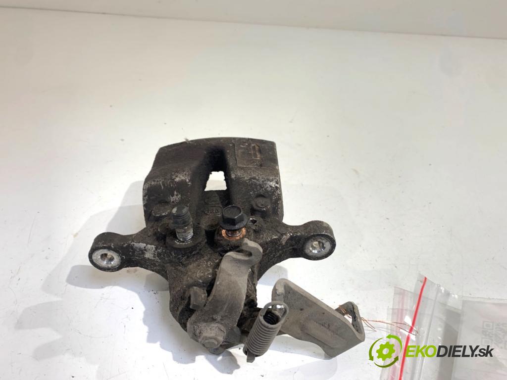 HYUNDAI i30 liftback 2020 74 kW 1.4 MPI 1368 brzdič třmen pravý zadní část