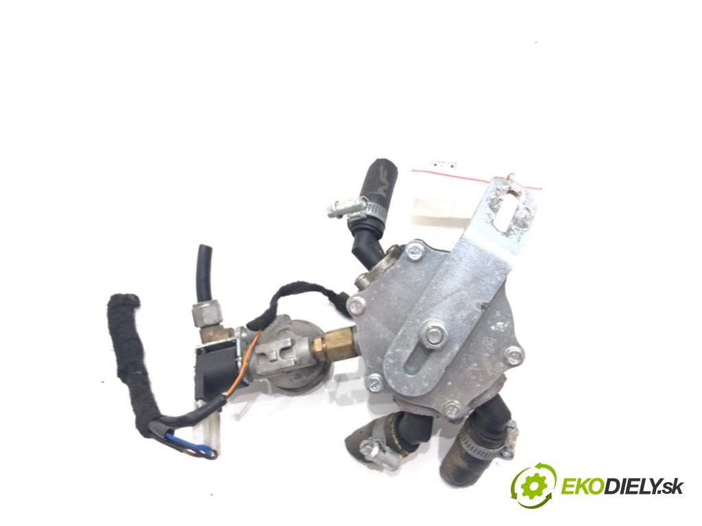HYUNDAI i30 liftback 2020 74 kW 1.4 MPI 1368 Reduktor do plynového pedálu LPG 67R-016865 (LPG)