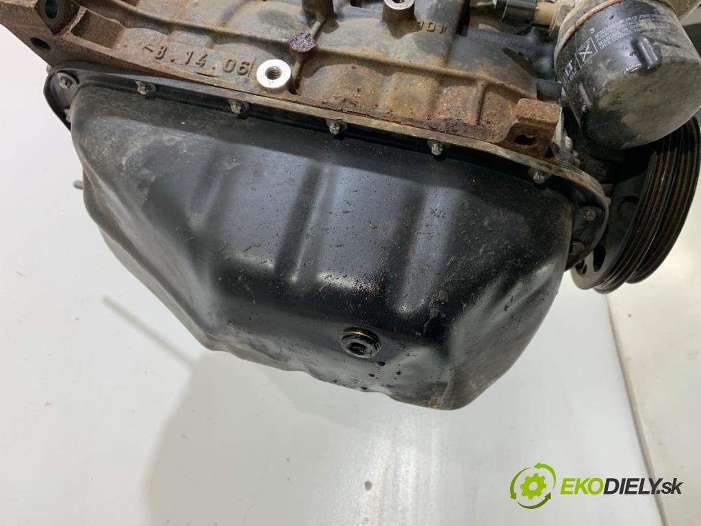 RENAULT CLIO IV liftback 2013 54 kW 1.2 16V 1149 Motor D4FD740 (Motor)