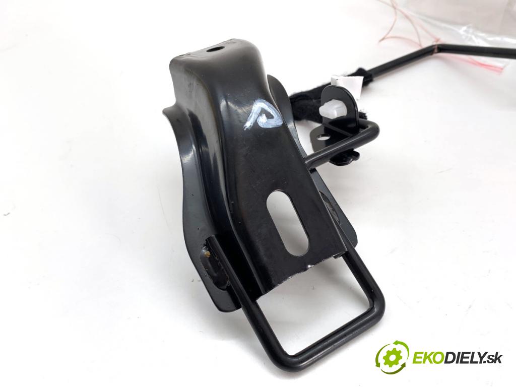 LEXUS NX SUV 2024 179 kW 350h (AAZH20) 2487 uchycení ISOFIX pravý
