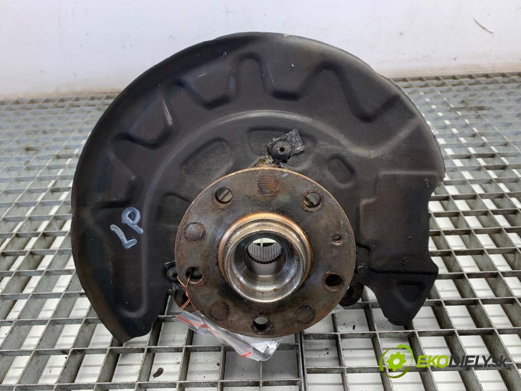 VW GOLF VII Kombi 2015 77 kW 1.6 TDI 1598 náboj ľavy predný 