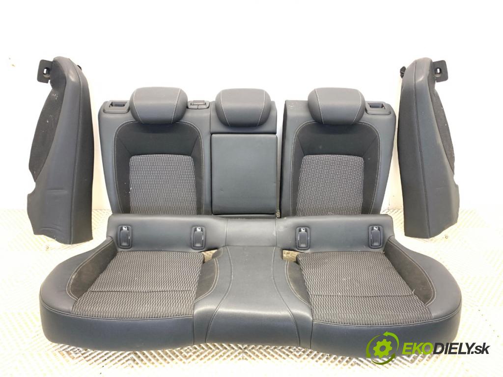 OPEL INSIGNIA B liftback 2018 147 kW 1.6 Turbo (68) 1598 Sedadlo druhý rad 