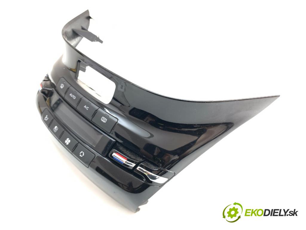 PEUGEOT 208 I liftback 2016 81 kW 1.2 THP 110 1199 Panel ovládaní topení 96722471XU (Páčky pod volantem)