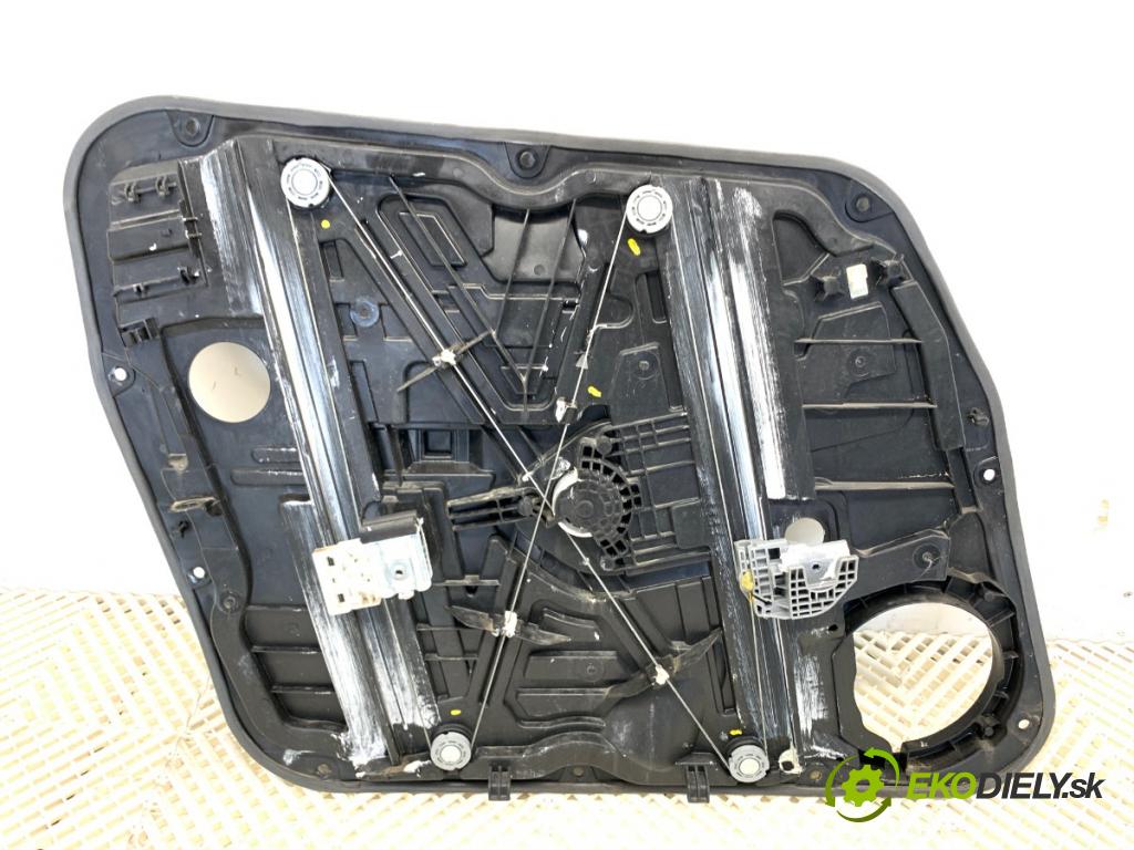 KIA SPORTAGE IV SUV 2018 136 kW 2.0 CRDi 1995 Mechanizmus okna pravy predný 82460-F1020