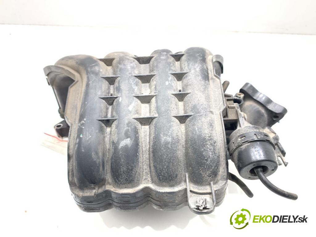 HYUNDAI i30 liftback 2020 74 kW 1.4 MPI 1368 potrubí sání  (Sací potrubí)
