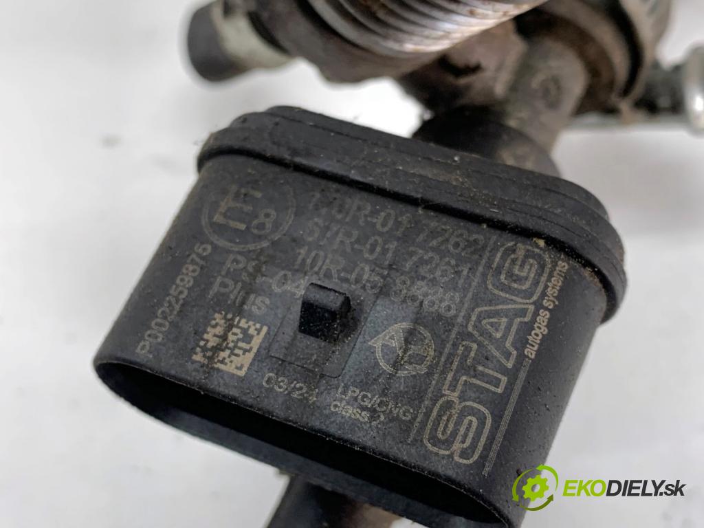 HYUNDAI i30 liftback 2020 74 kW 1.4 MPI 1368 vstrekovač LPG 67R-017261