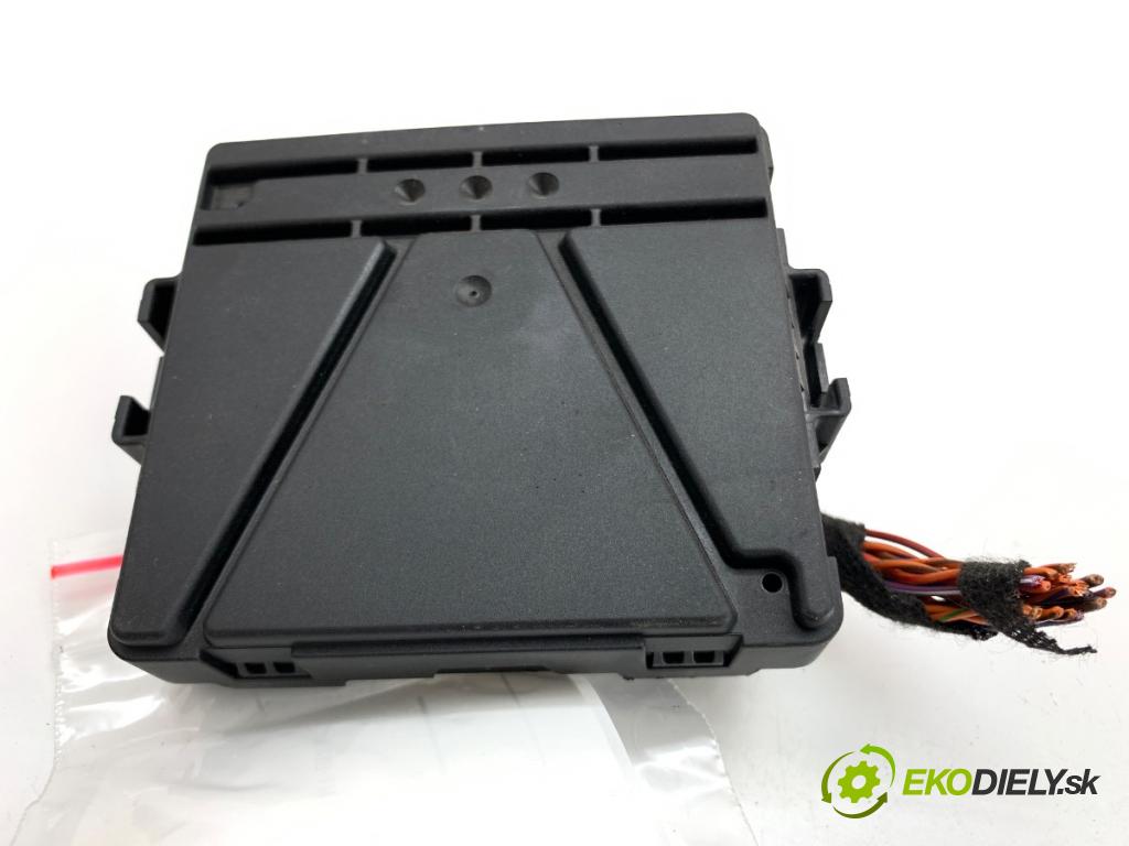 VW GOLF VII Kombi 2015 77 kW 1.6 TDI 1598 modul GATEWAY 5Q0907530AA