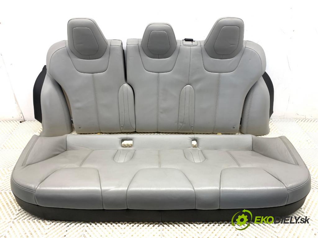 TESLA MODEL S liftback 2016 310 kW 85D AWD  Sedadlo druhý rad 
