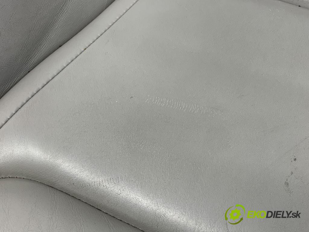 TESLA MODEL S liftback 2016 310 kW 85D AWD Sedadlo pravy predný