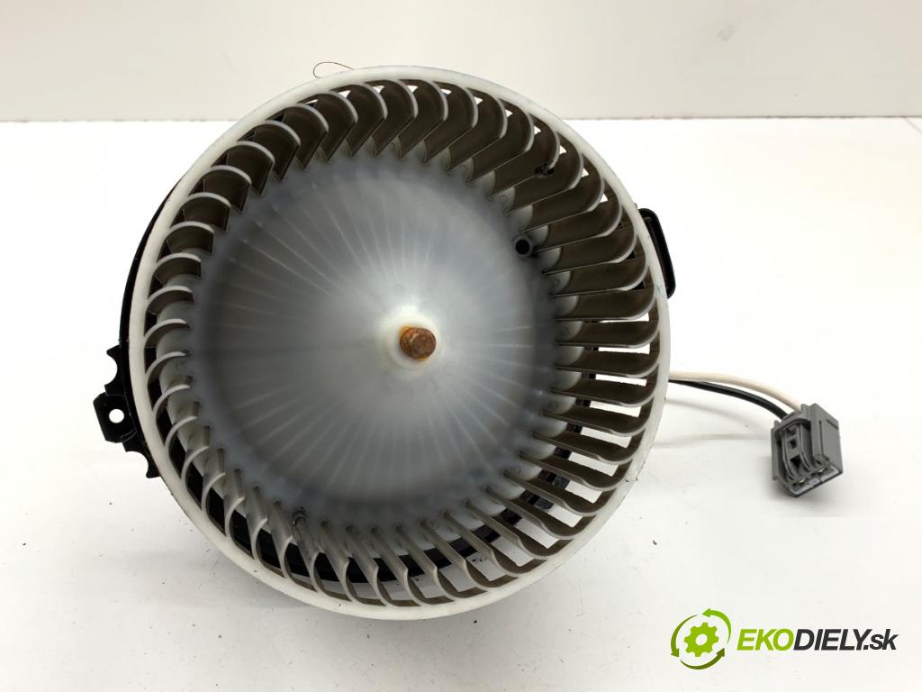 OPEL INSIGNIA B liftback 2018 147 kW 1.6 Turbo (68) 1598 ventilátor kúrenia GP563001
