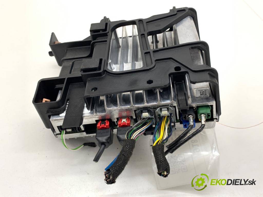 OPEL INSIGNIA B liftback 2018 147 kW 1.6 Turbo (68) 1598 modul radia navigace 39206944