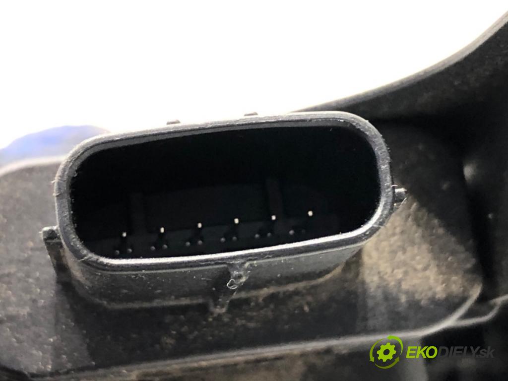 KIA SPORTAGE IV SUV 2018 136 kW 2.0 CRDi 1995 Potenciometer plynu  (Potenciometer plynového pedálu)
