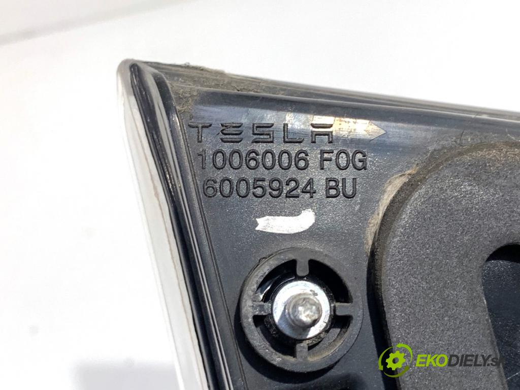 TESLA MODEL S liftback 2016 310 kW 85D AWD  Svetlo pravy zad vnútorná 6005924-00-D