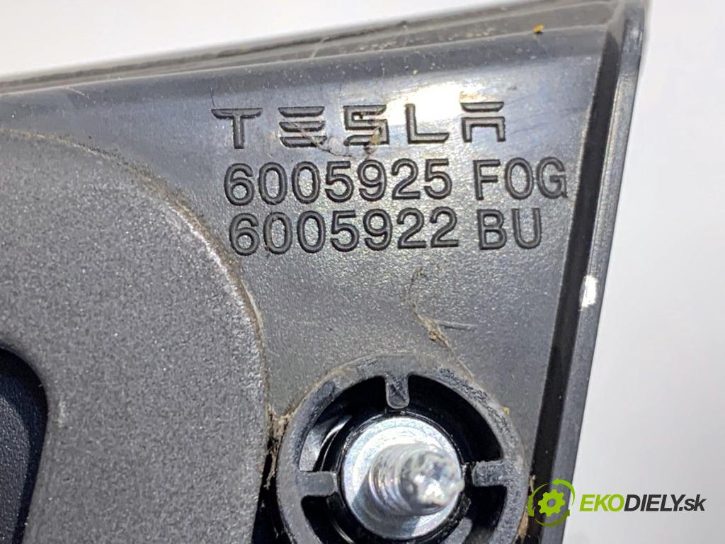TESLA MODEL S liftback 2016 310 kW 85D AWD  Svetlo ľavy zad vnútorná 6005925-00-C