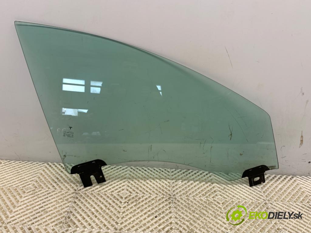 TESLA MODEL S liftback 2016 310 kW 85D AWD  Okno pravy predný 