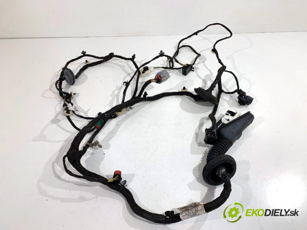 OPEL INSIGNIA B liftback 2018 147 kW 1.6 Turbo (68) 1598 Káblovačka Dvere predný pravy 39152971