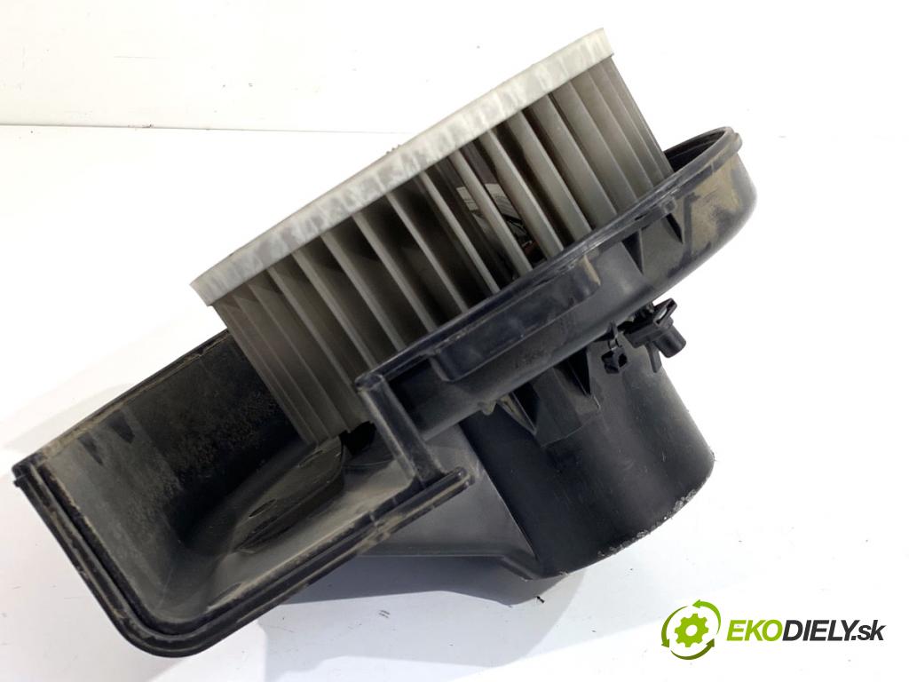 SKODA FABIA III Kombi 2017 77 kW 1.4 TDI 1422 ventilátor kúrenia 6R1819015A
