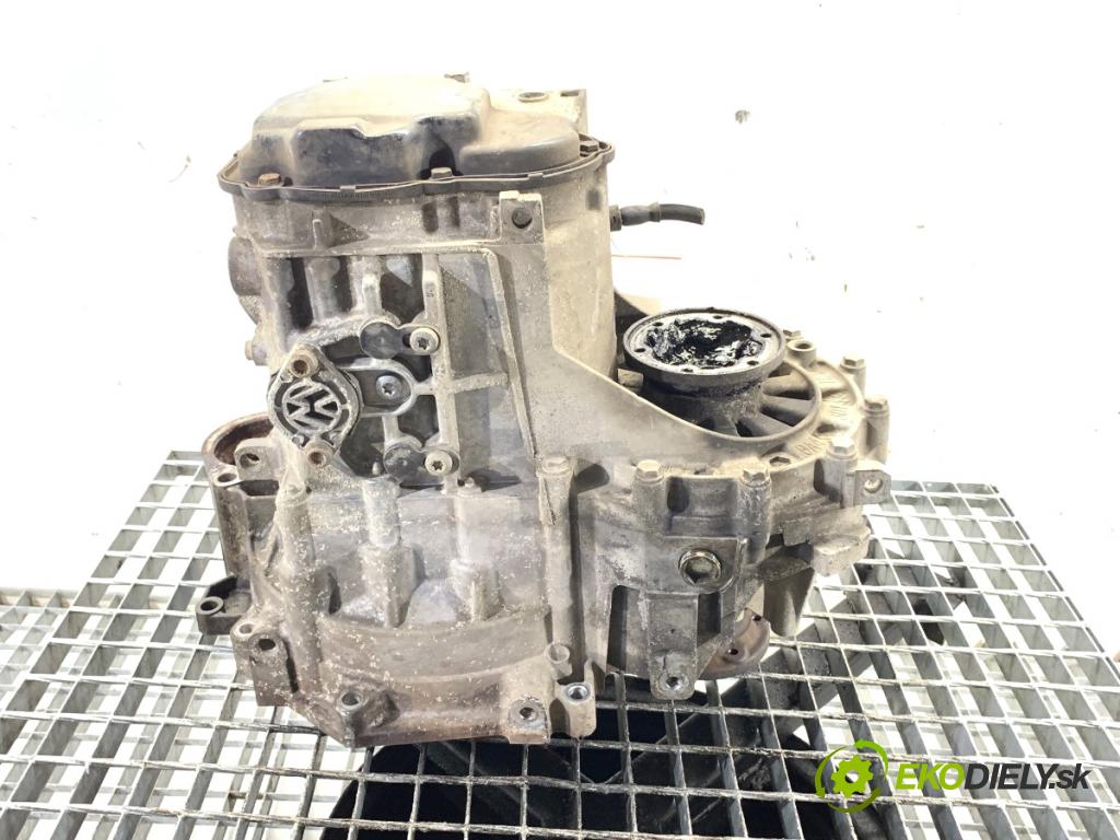 VW GOLF VII Kombi 2015 77 kW 1.6 TDI 1598 Prevodovka MWW (Prevodovka)