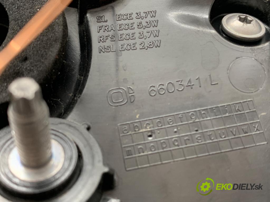 AUDI A5 F5 liftback 2020 140 kW 40 TDI 1968 světlo levý zadní část vnitřní 8W6945093AA