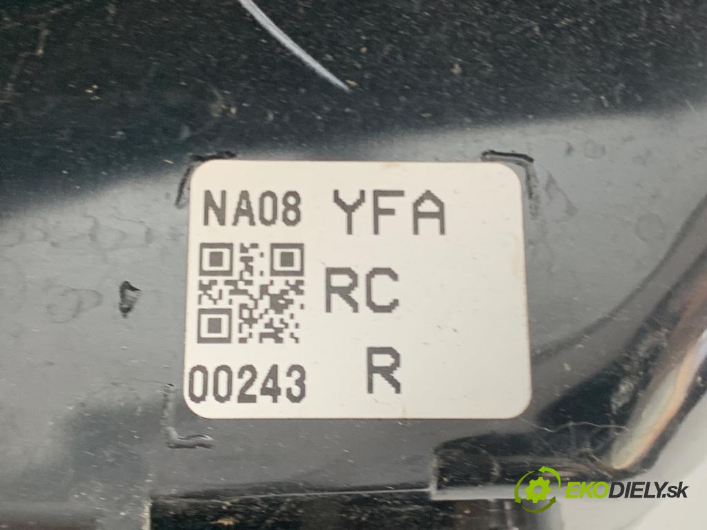 SUZUKI VITARA SUV 2021 95 kW 1.4 Hybrid (Mild Hybrid) 1373 světlo pravý zadní část