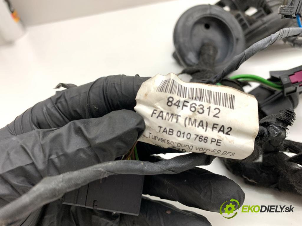AUDI Q3 I SUV 2016 147 kW 2.0 TFSI quattro 1984 káblovačka dveře přední část levý