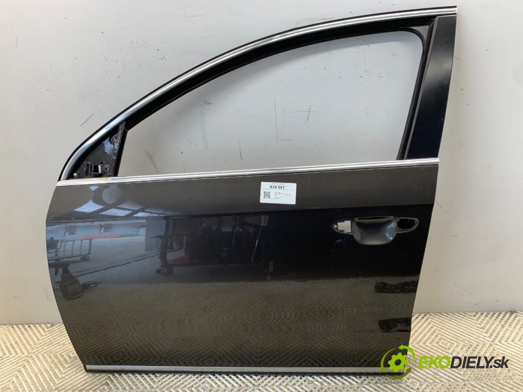 VW PASSAT B7 sedan 2013 103 kW 2.0 TDI 1968 dveře levý přední část LB8R