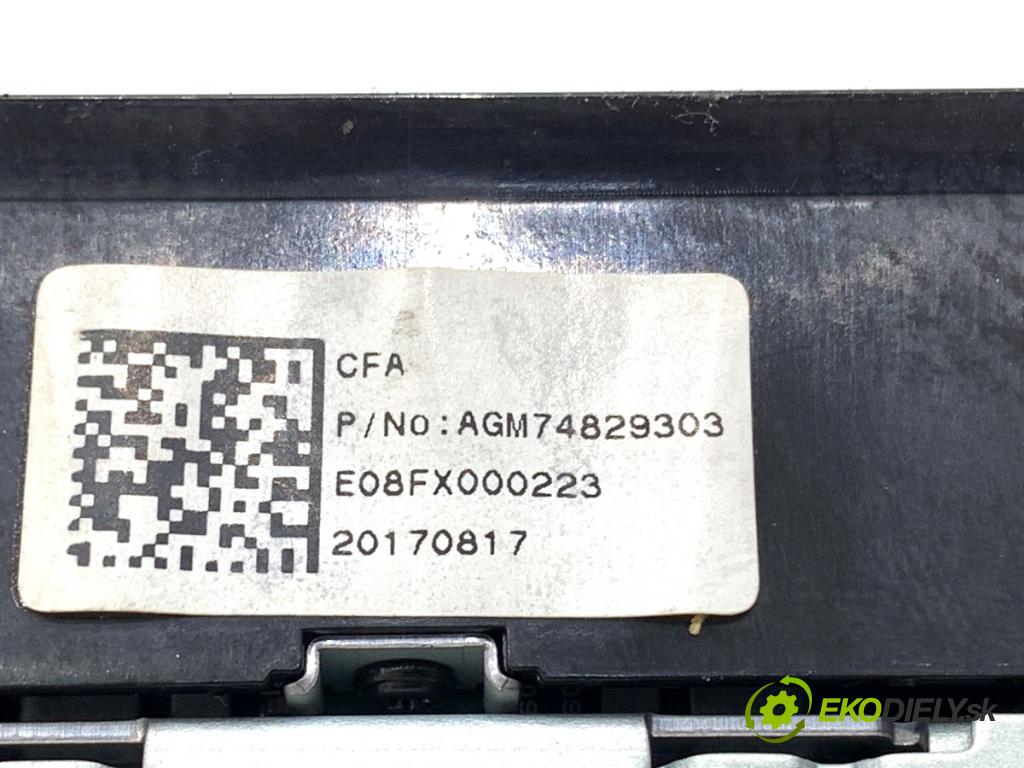 SKODA FABIA III Kombi 2017 77 kW 1.4 TDI 1422 RADIO 6V0035871D (Audio zariadenie)
