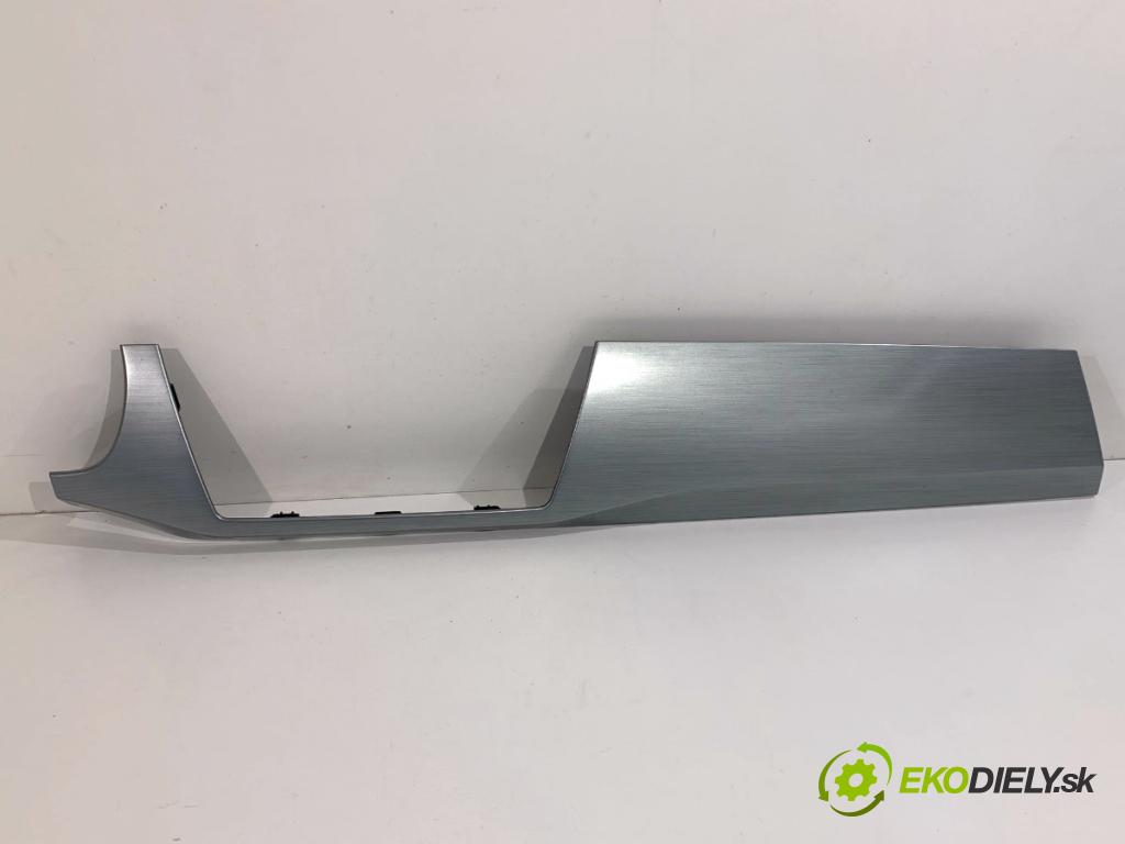SKODA FABIA III Kombi 2017 77 kW 1.4 TDI 1422 lišty kryt 6V1858418A (Lišta)