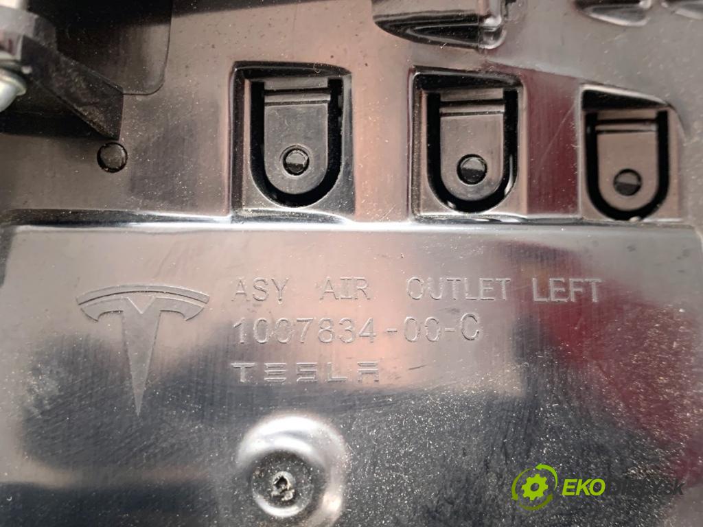 TESLA MODEL S liftback 2016 310 kW 85D AWD  Mriežky kúrenia ľavy predný 1007834-00-C