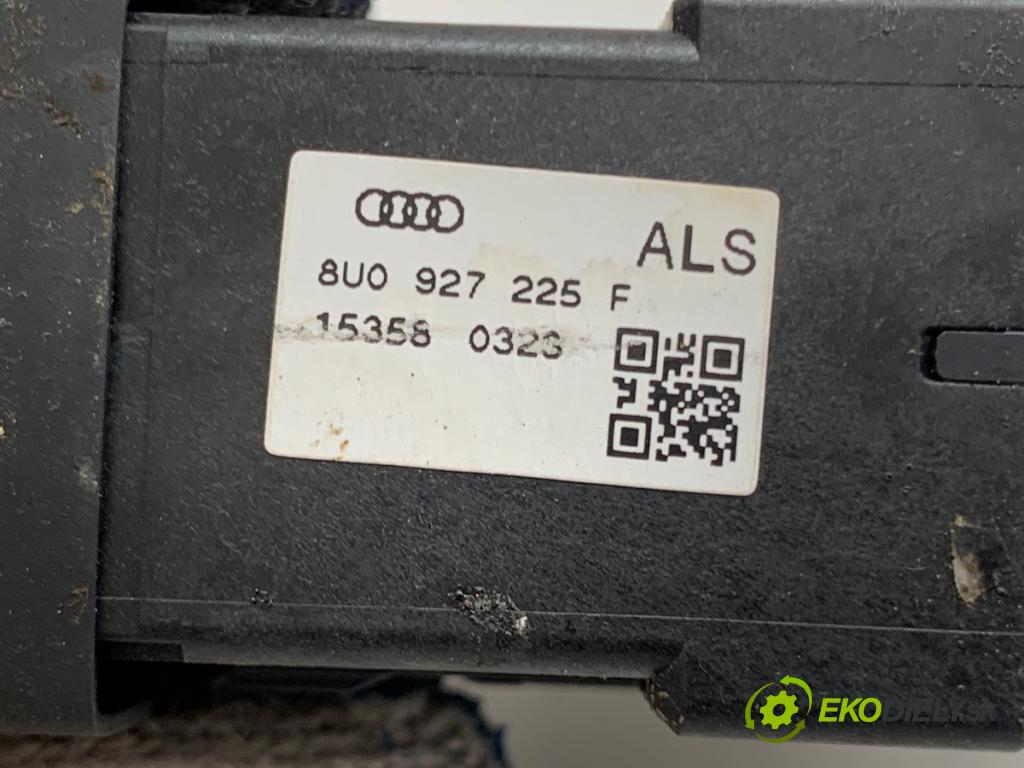 AUDI Q3 I SUV 2016 147 kW 2.0 TFSI quattro 1984 Kulisa brzdy ručnej brzdy 8U0927225F