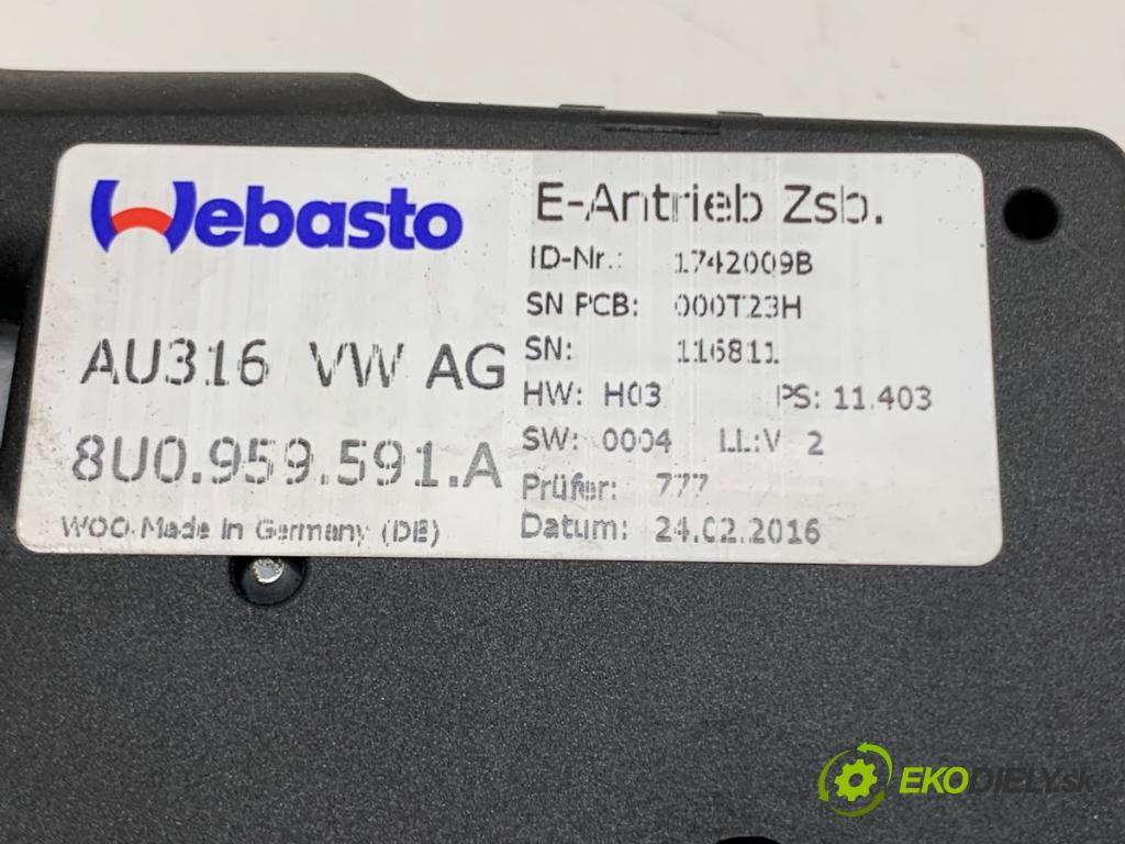 AUDI Q3 I SUV 2016 147 kW 2.0 TFSI quattro 1984 motor střešního okna zadní část 8U0959591A