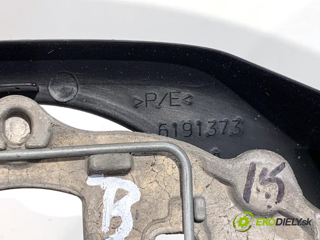 PEUGEOT 208 I liftback 2016 81 kW 1.2 THP 110 1199 volant  (Volant)