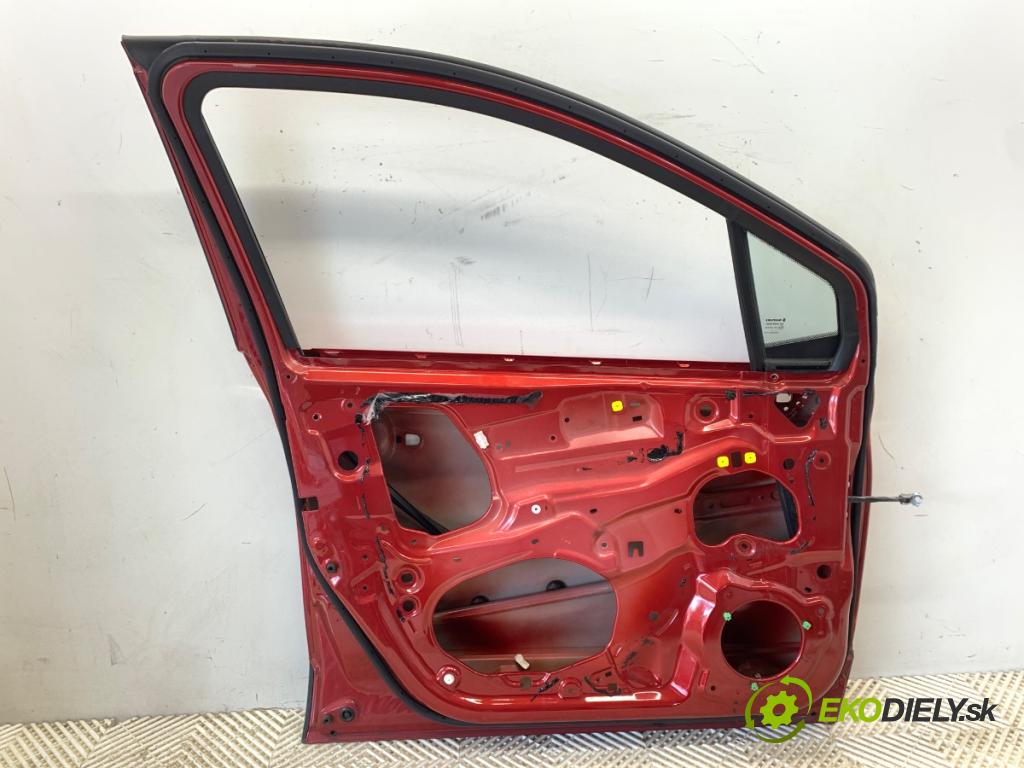 SUZUKI SX4 liftback 2019 103 kW 1.4 T (AKK 414) 1373 Dvere ľavy predný ZQ5