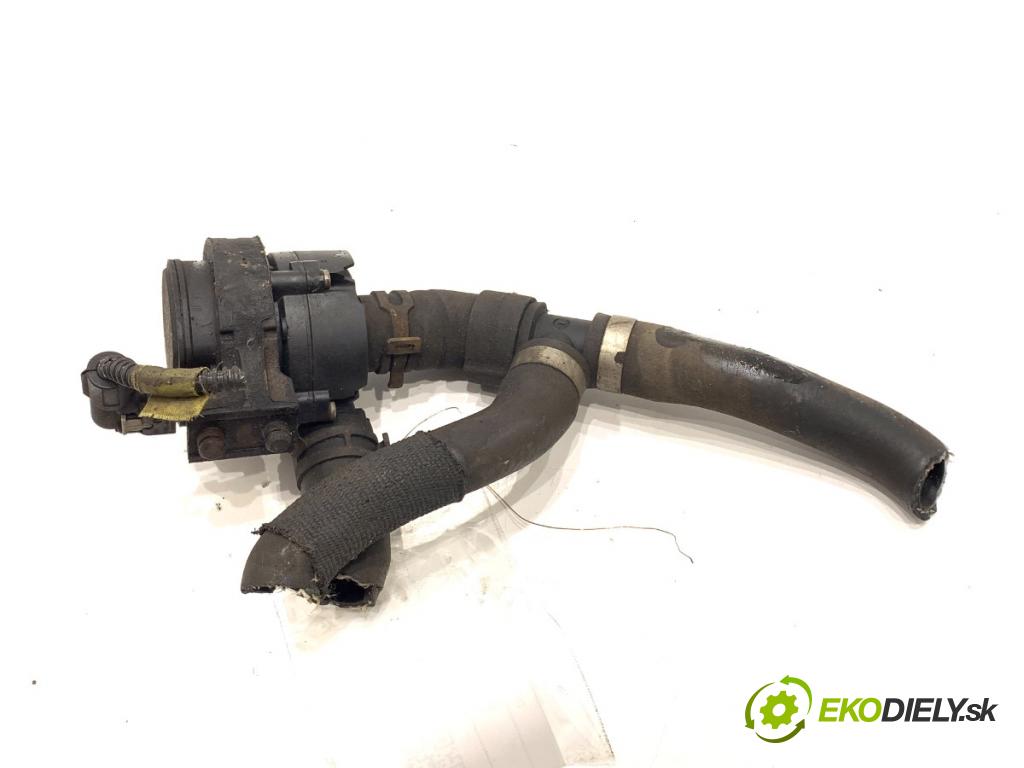 SKODA FABIA III Kombi 2017 77 kW 1.4 TDI 1422 DALŠÍ: Pumpa vody 5C0965567 (Vodná pumpa)