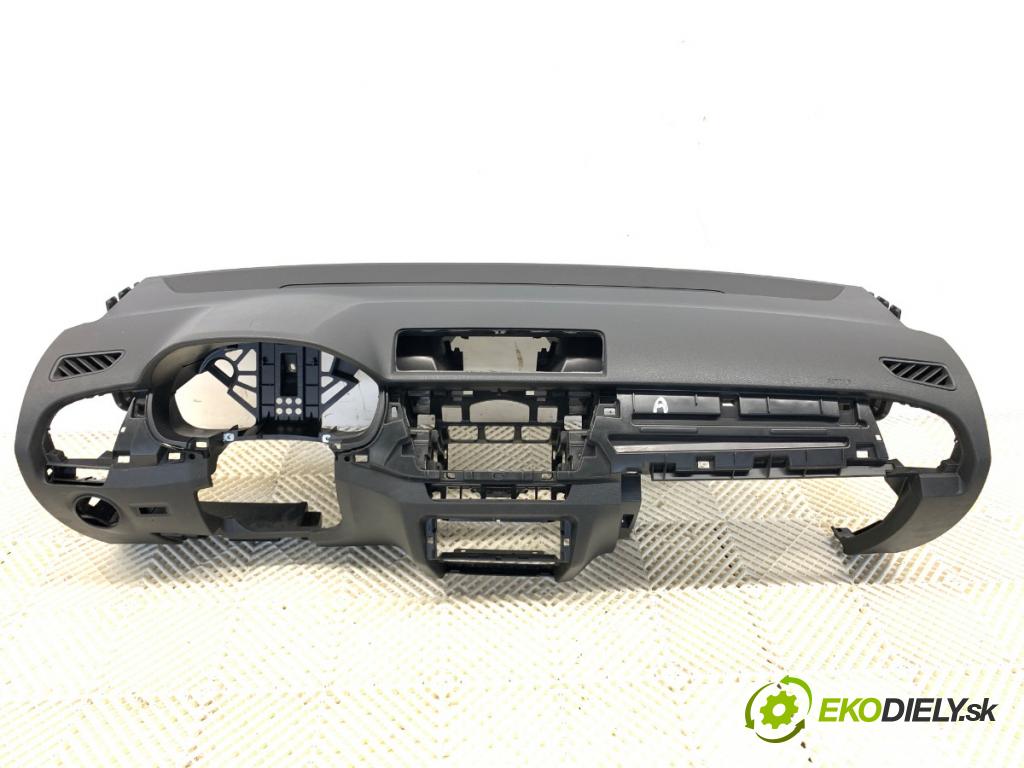 SKODA FABIA III Kombi 2017 77 kW 1.4 TDI 1422 Palubná doska VANKÚŠ: spolujazdca 