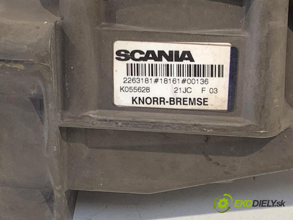SCANIA L,P,G,R,S - series Ciągnik siodłowy 2018 331 kW S450 331 kW [450 KM] olej napędowy 2016 - 2022 12742 ventil hlavní brzdy 2263181