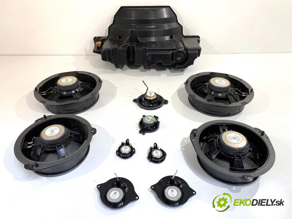 AUDI A5 F5 liftback 2020 140 kW 40 TDI 1968 reproduktory 8W9035382B 8W0035415A