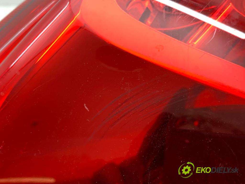 SUZUKI SX4 liftback 2019 103 kW 1.4 T (AKK 414) 1373 světlo levý zadní část 220-18733