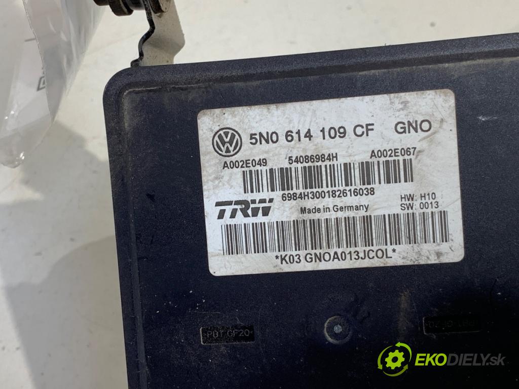 AUDI Q3 I SUV 2016 147 kW 2.0 TFSI quattro 1984 pumpa ABS 5N0614109CF (Pumpa ABS)