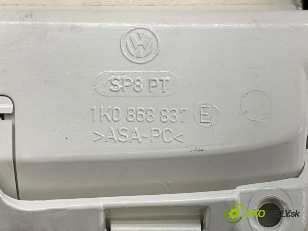 VW PASSAT B7 sedan 2013 103 kW 2.0 TDI 1968 světlo stropní 1K0868837E