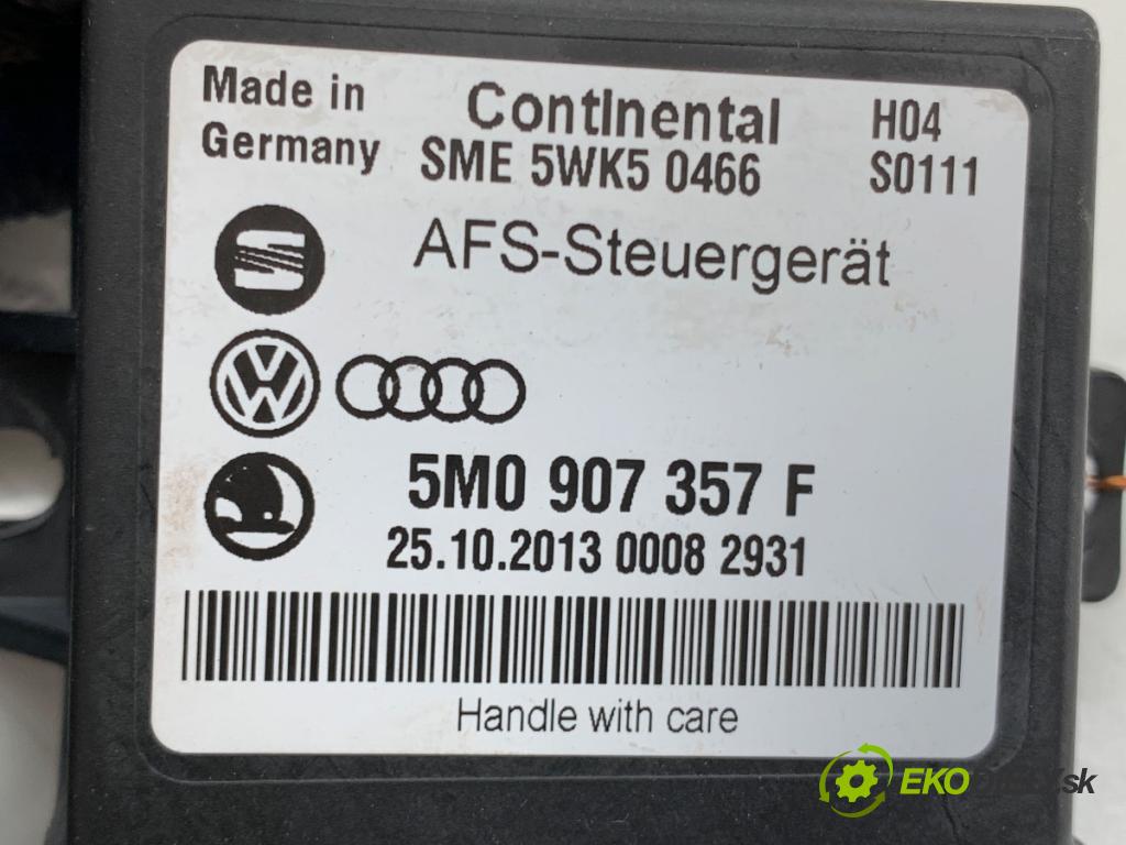 VW PASSAT B7 sedan 2013 103 kW 2.0 TDI 1968 modul světel 5M0907357F (Řídící jednotka ostatní)